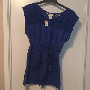 L maternity top NEW w/ tag